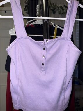 Abercrombie & Fitch ribbed crop top. XS